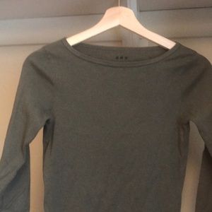 3/4 sleeve top by THREE DOTS. Size small.